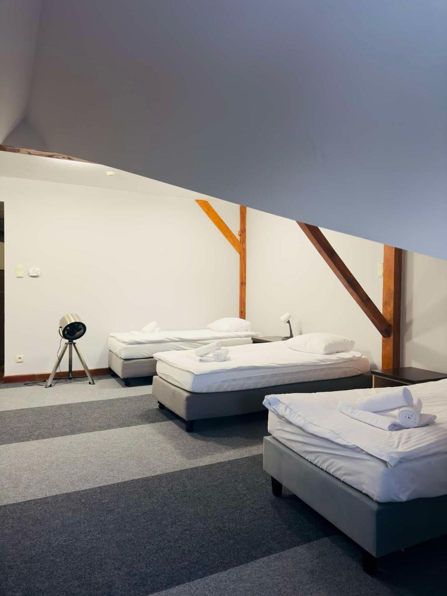 Magiczna Farma Hotel Obiady Maka I Magia Замбрув Екстериор снимка