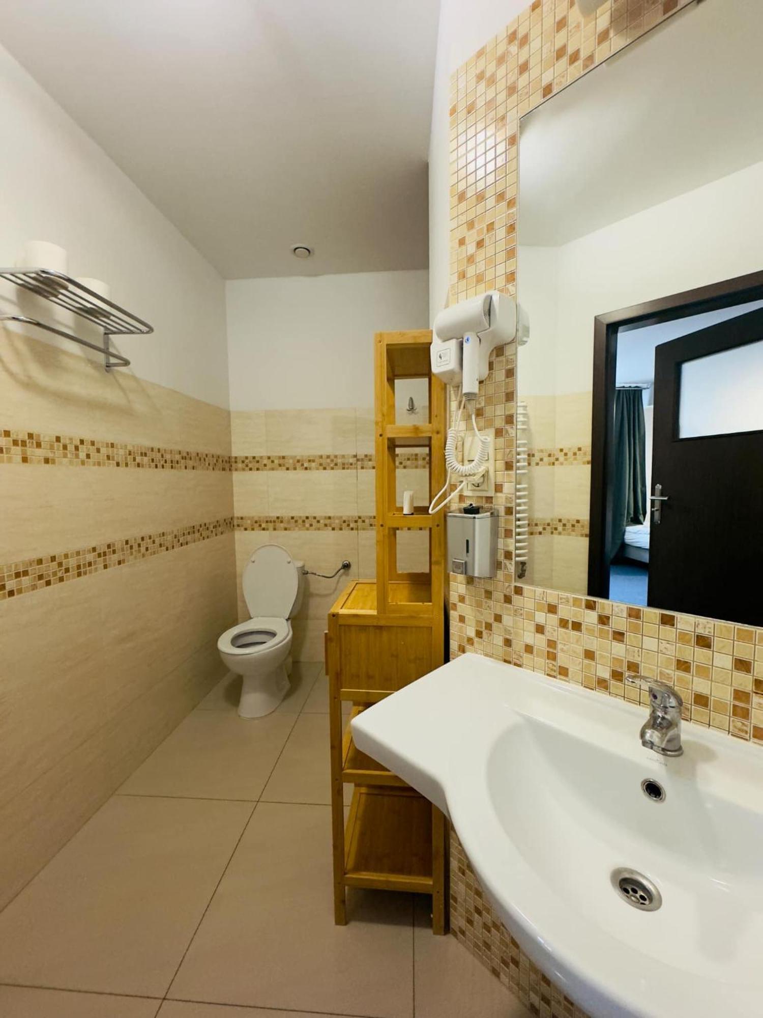 Magiczna Farma Hotel Obiady Maka I Magia Замбрув Екстериор снимка