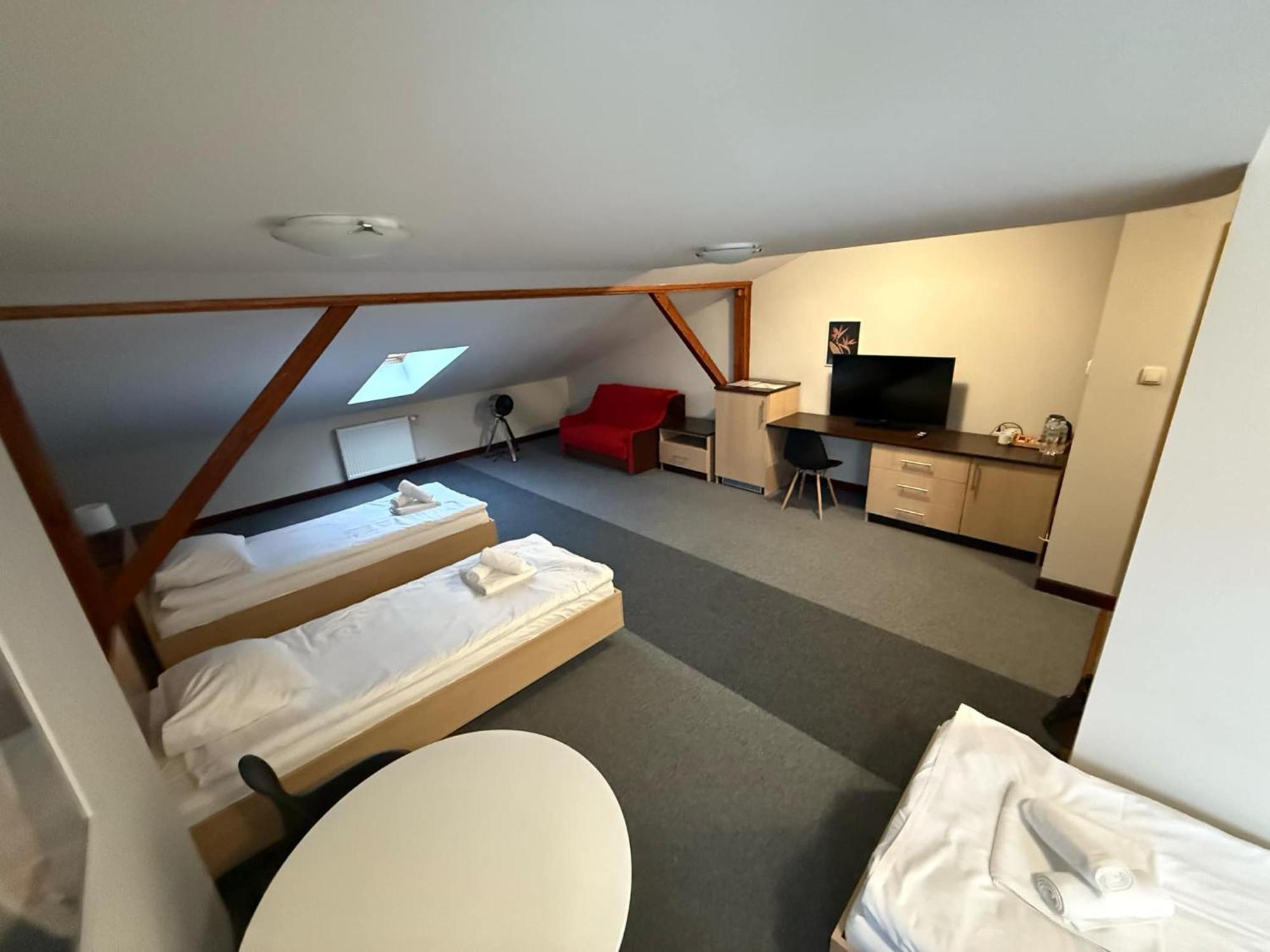 Magiczna Farma Hotel Obiady Maka I Magia Замбрув Екстериор снимка